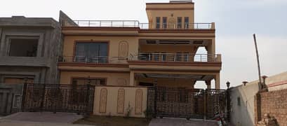 1 KANAL BRAND NEW HOUSE FOR SALE WITH 7000 COVERED AREA 0