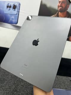 iPad Pro M1 12.9 inch