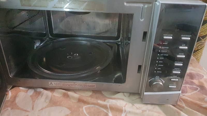 kenwood microwave + Grill Oven 1
