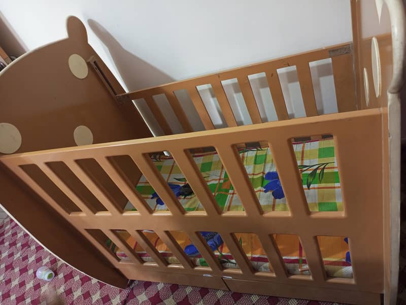 Kids Cot ( Used but in very good condition) 2
