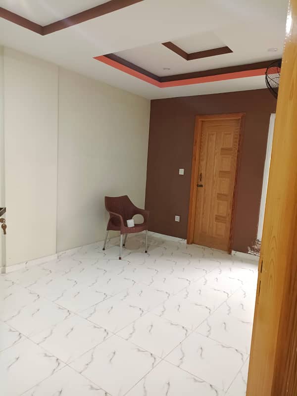 Flat For Sale In Gulberg Green 0