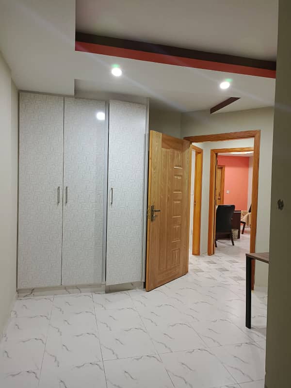 Flat For Sale In Gulberg Green 9