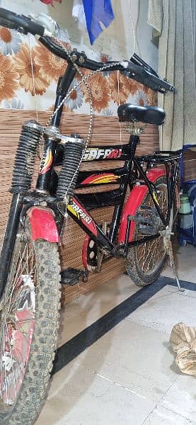 safari ki bicycle Hy. . . new condition 1