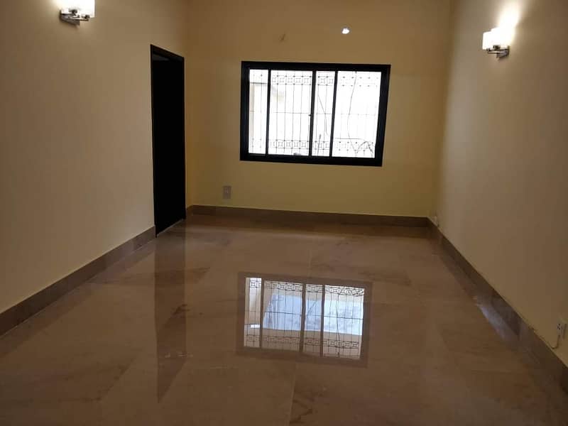 DEFENCE 500 YARDS BUNGLOW FOR RENT 3