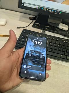 Iphone X 256 GB exchnge psble Bypas sim chl skti Bypas k bad issue aya