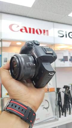 Canon m50 with 15.45 IS STM lens