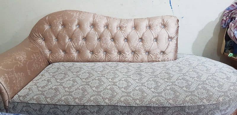 Beautiful Dewan Sofa 1