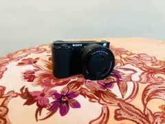 Sony 4k Cheap Mirrorless Camera (Model: ZV-E10)