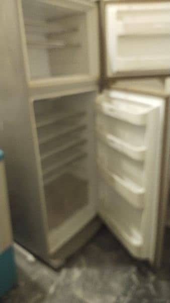 Dawlance Fridge Refrigerator Full Size 6