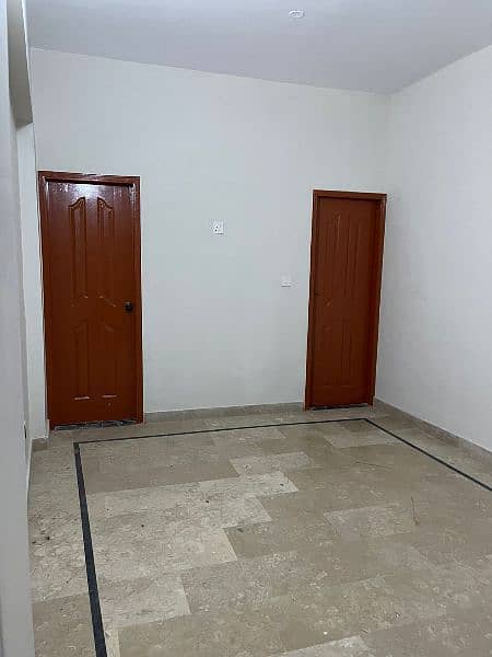 Lease Flat Available 2bed d, d Best 8
