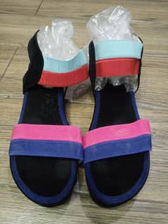 Girls causal wear sandle size 38 condition A+ 0
