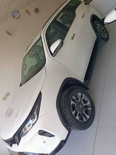 Toyota Fortuner Lagendar 2023 Model white Colour
