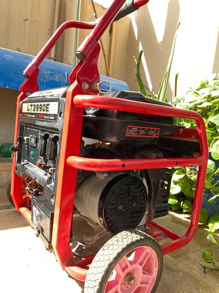 GENERATOR FOR URGENT SELL, 03 KVA BRAND LUTIAN, PERFECTLY WORKING 7