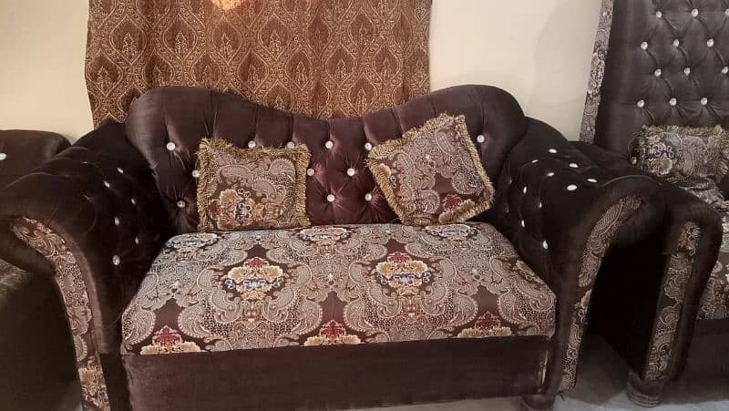 Sofa Set Seven seater. 2