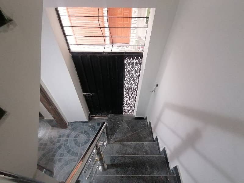 Well-constructed Brand New House Available For sale In Marghzar Officers Colony 40