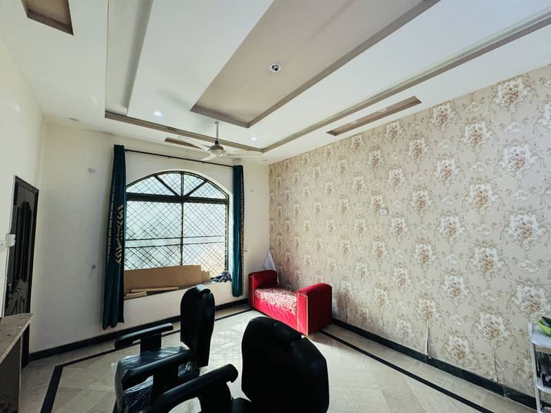 TEN MARLA PRIME LOCATION HOUSE AVAILABLE FOR SALE IN MARGHZAR 4
