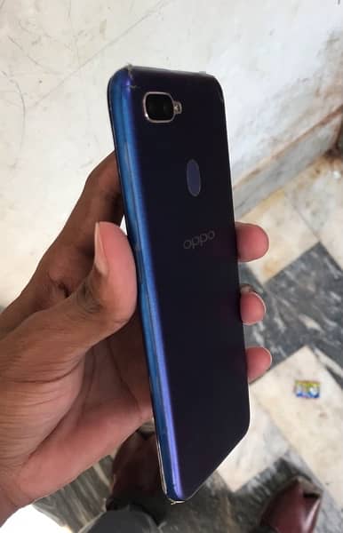 oppo A5s box 10/10 2Ram 32Rom blue colour 1