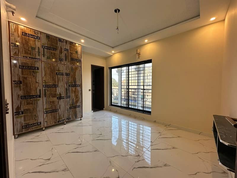 Brand New 1 Kanal House Available In Marghzar Officers Colony For Sale 19