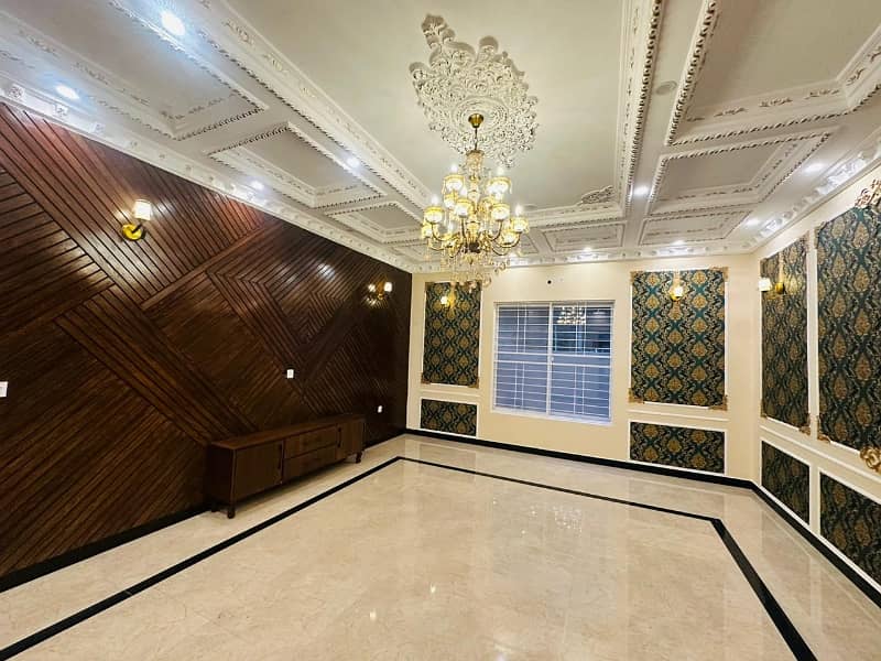 Stunning 1 Kanal House In Marghzar Officers Colony Available For Sale 7