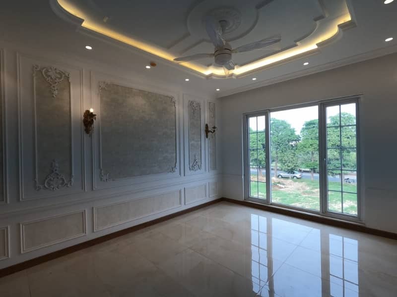 Main Double Road 1 Kanal House Is Available For Sale 24