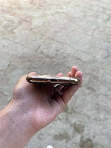 iPhone 11 Pro | 64gb | Non PTA | Waterpack | 10/10 1