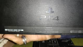 ps4 fat 1200 series jailbreak with 1 joystick. . . sealed no opened