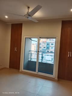 One Bed Room Non-Furnished Apartment For Rent 0