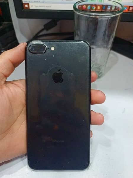iPhone 7 plus (128 GB Black) Excellent condition 1