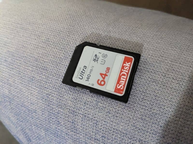 sanddisk  ultra card for dslr 0