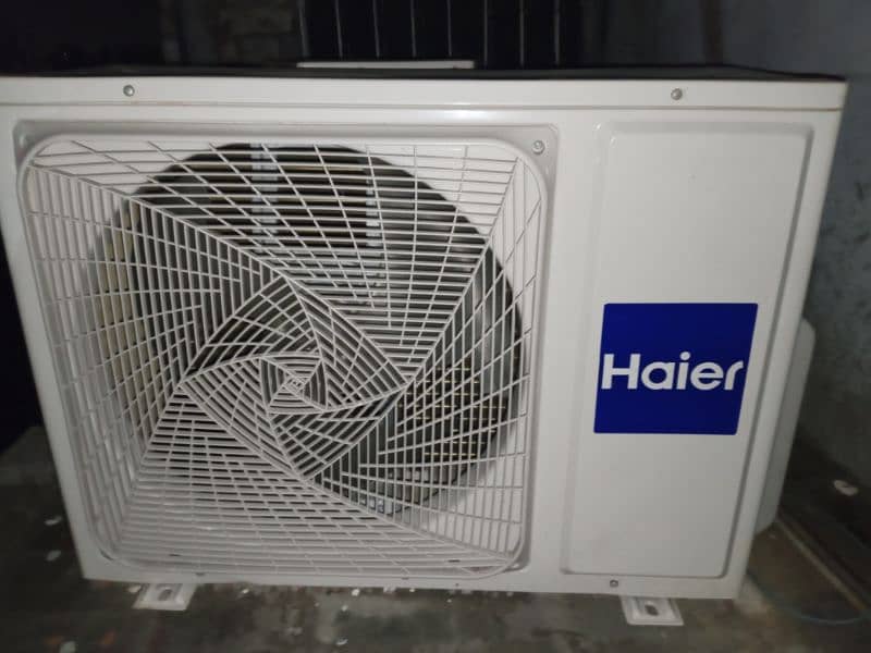 I want to sell my brand new AC, only serious person contact me. 2