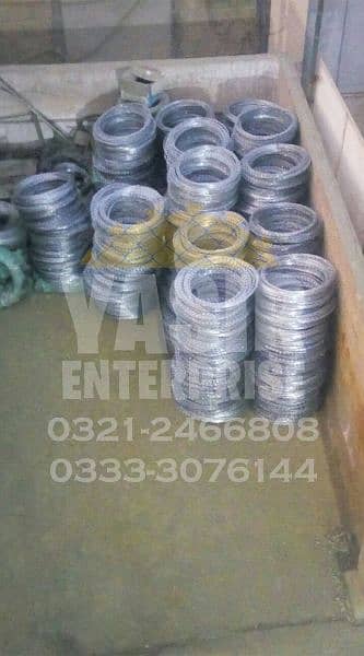 Razor & Fence on Factory Rate - Barbed - Crimped Mesh - Powder Coating 1