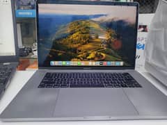 Apple laptop 
MacBook Air 
M1
8GB
