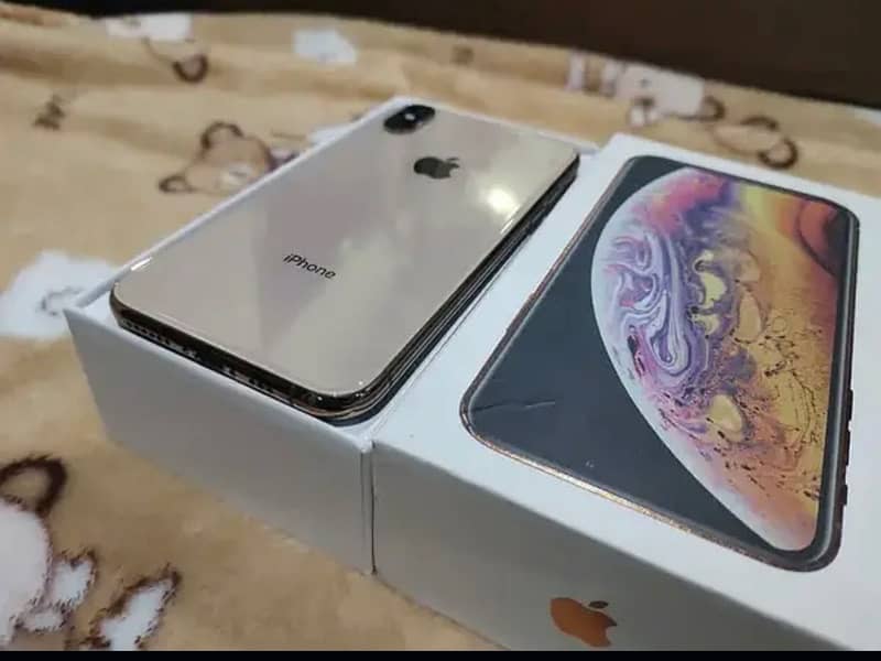 IPHONE XS NON PTA WITH BOX IMEI MATCH CHARGER 0