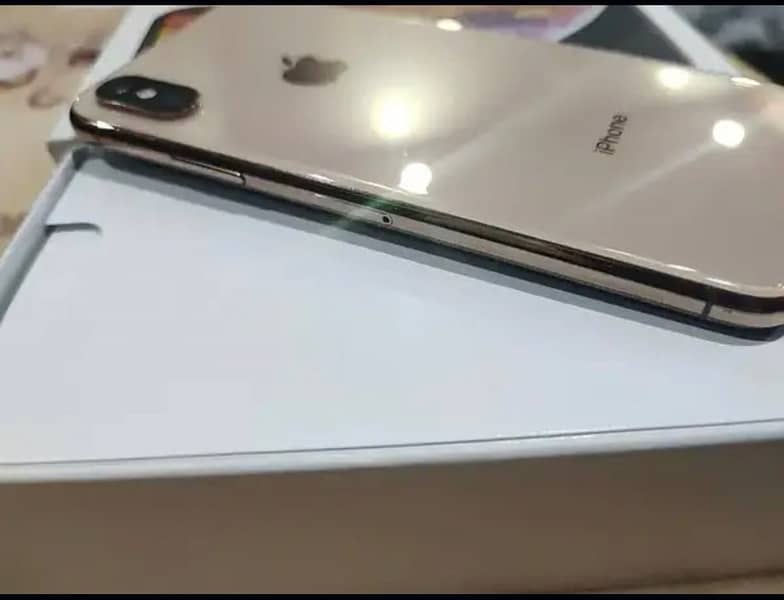 IPHONE XS NON PTA WITH BOX IMEI MATCH CHARGER 2