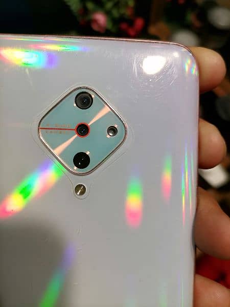 vivo s1 pro 8/128 with box charger 1