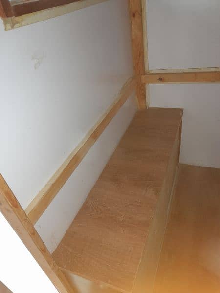 wooden cabine 13