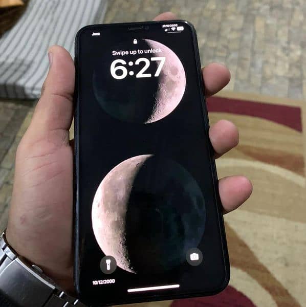 Iphone 11 pro max Mid Night Black PTA APPROVED 4