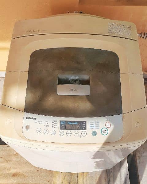 LG fuzzy logic washing machine 4