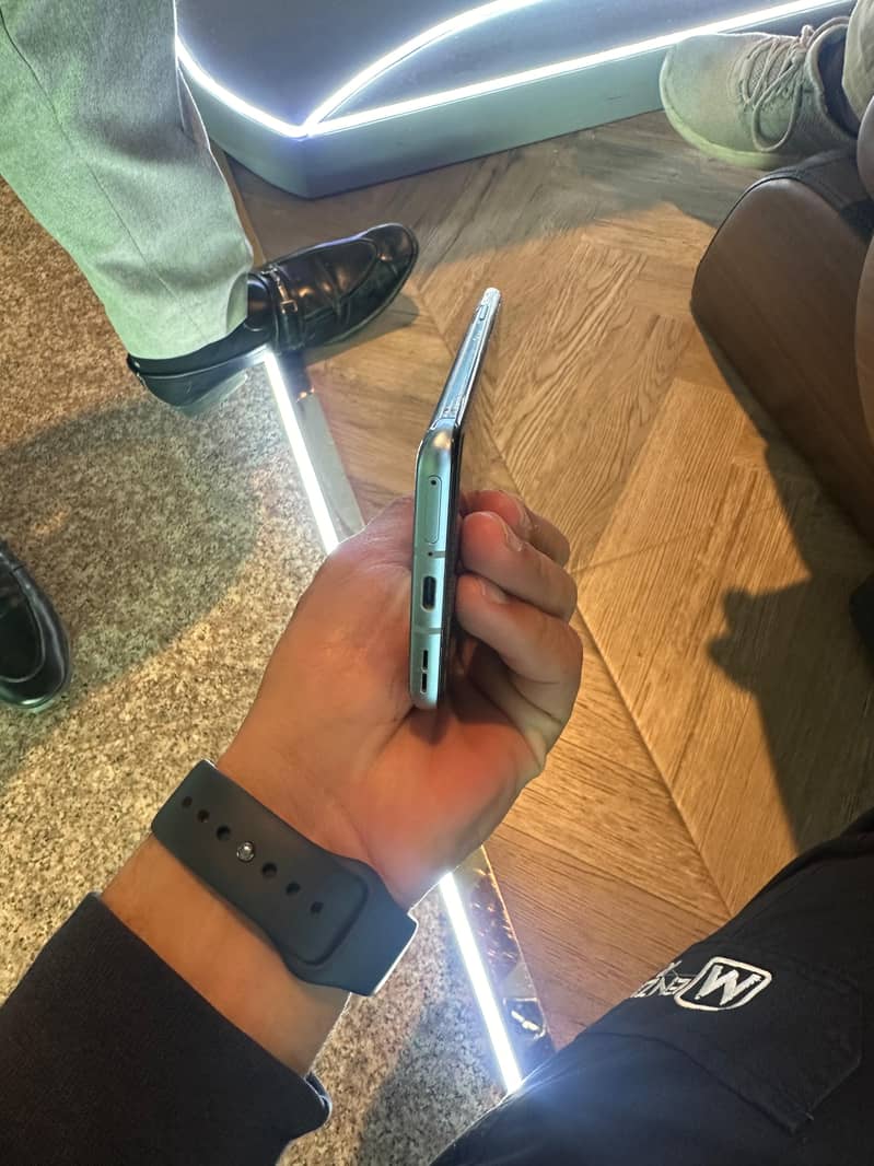 OnePlus 9r 3