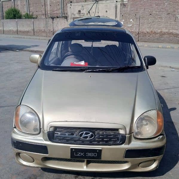 Santro Club 2004 model registred 2005 lahore number urgent sale 0