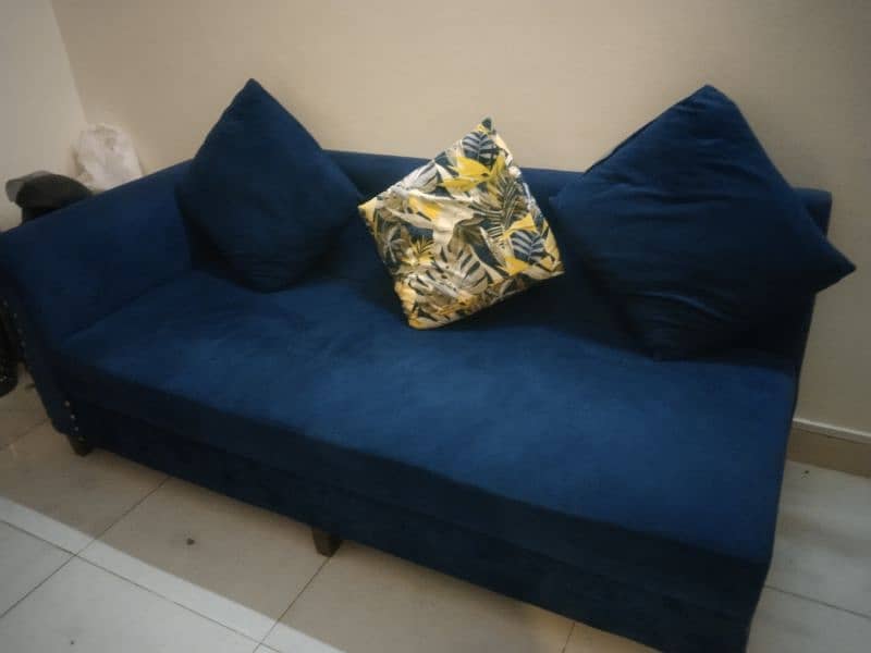 L Shape Blue Sofa in Excellent Condition 4