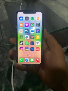 iPhone Xr battery health 80 all okay non pta