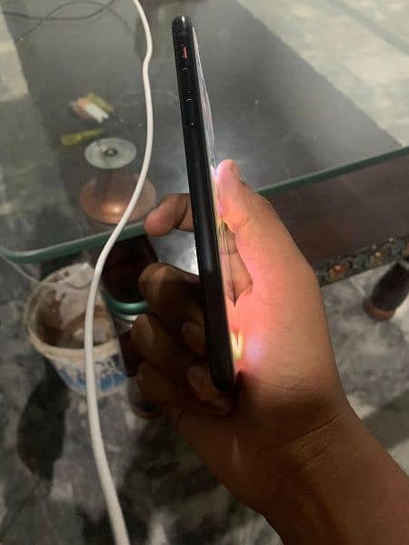 iPhone Xr battery health 80 all okay non pta 3