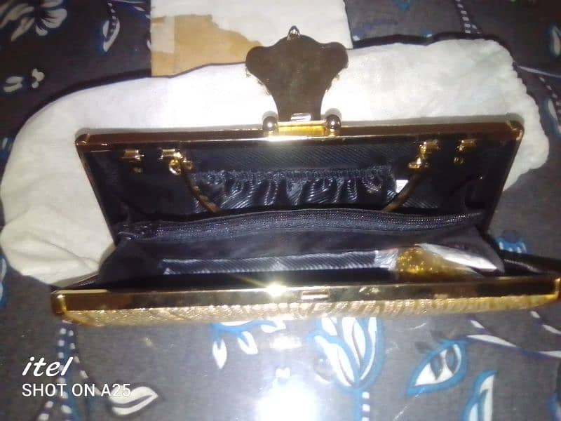 Imported Bridal Clutch almost new 2