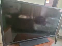 Toshiba LCD tv 40 inches 0