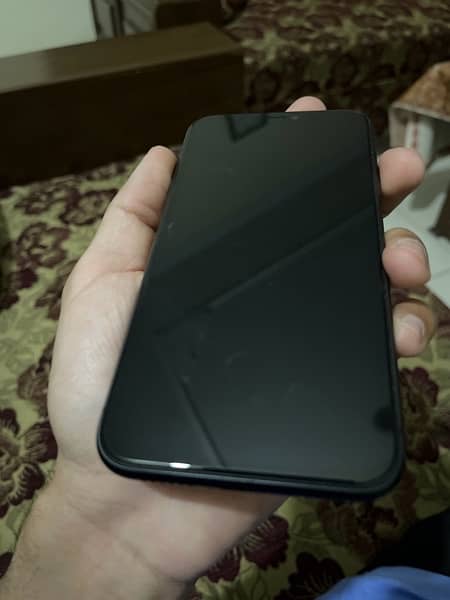 Iphone 11 Uk Black 87% Non-PTA 5
