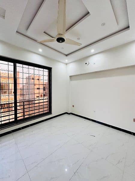 5 Marla House For Rent In Park View City Lahore 6