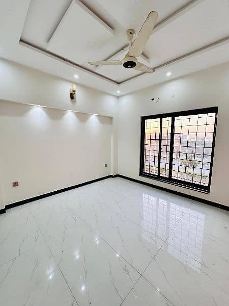 5 Marla House For Rent In Park View City Lahore 7