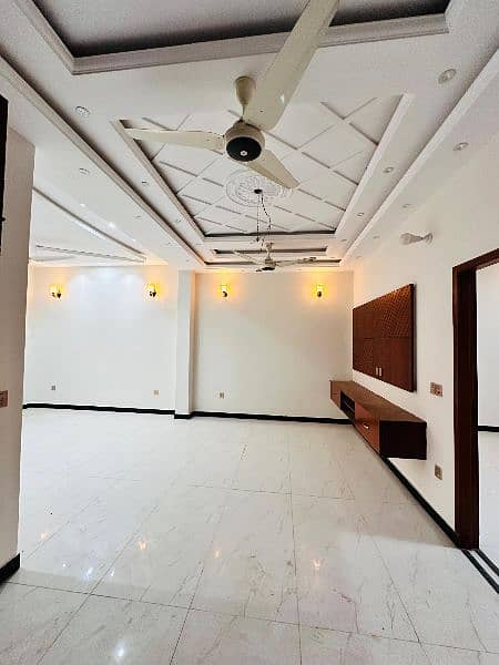 5 Marla House For Rent In Park View City Lahore 12