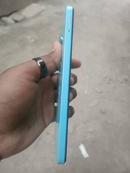 realme c51 4 64. all ok only 3 months use  box ha charger ha 2